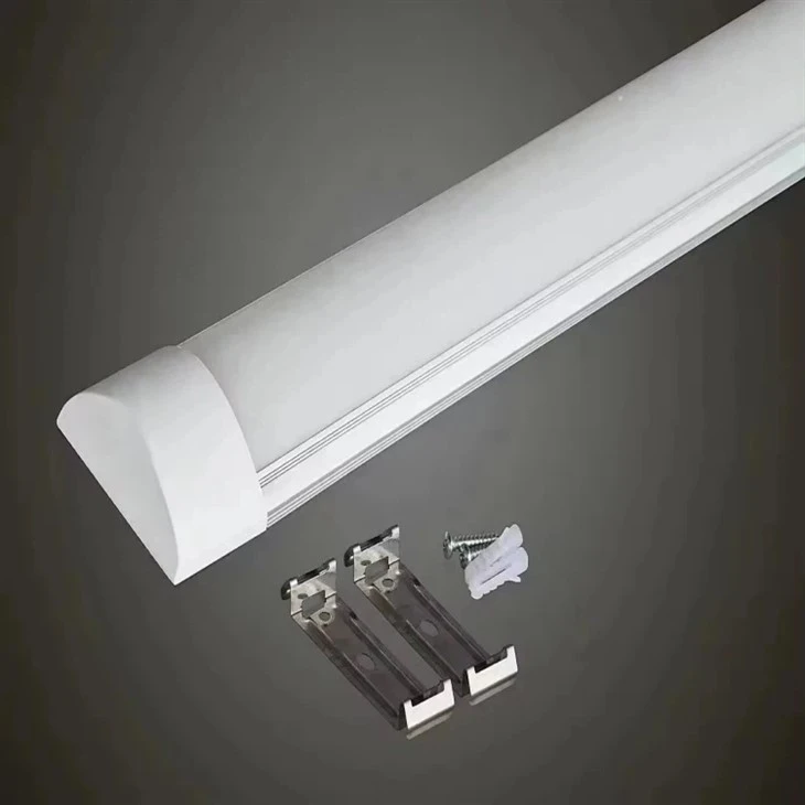 90cm Batten Light